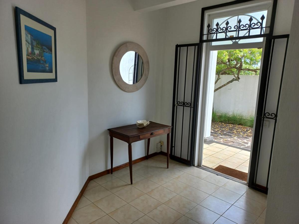 Villa L'Oiseau Bleu Pereybere Beach ภายนอก รูปภาพ