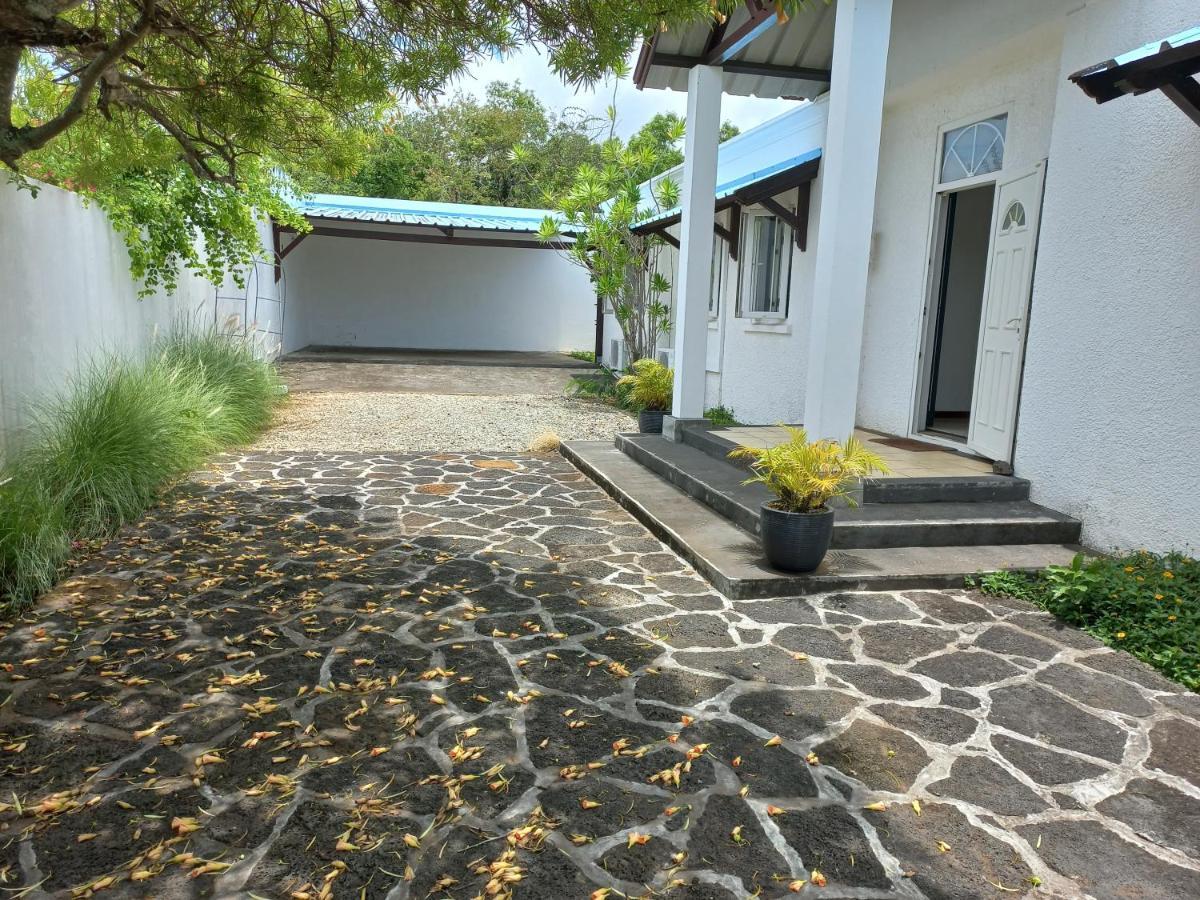 Villa L'Oiseau Bleu Pereybere Beach ภายนอก รูปภาพ